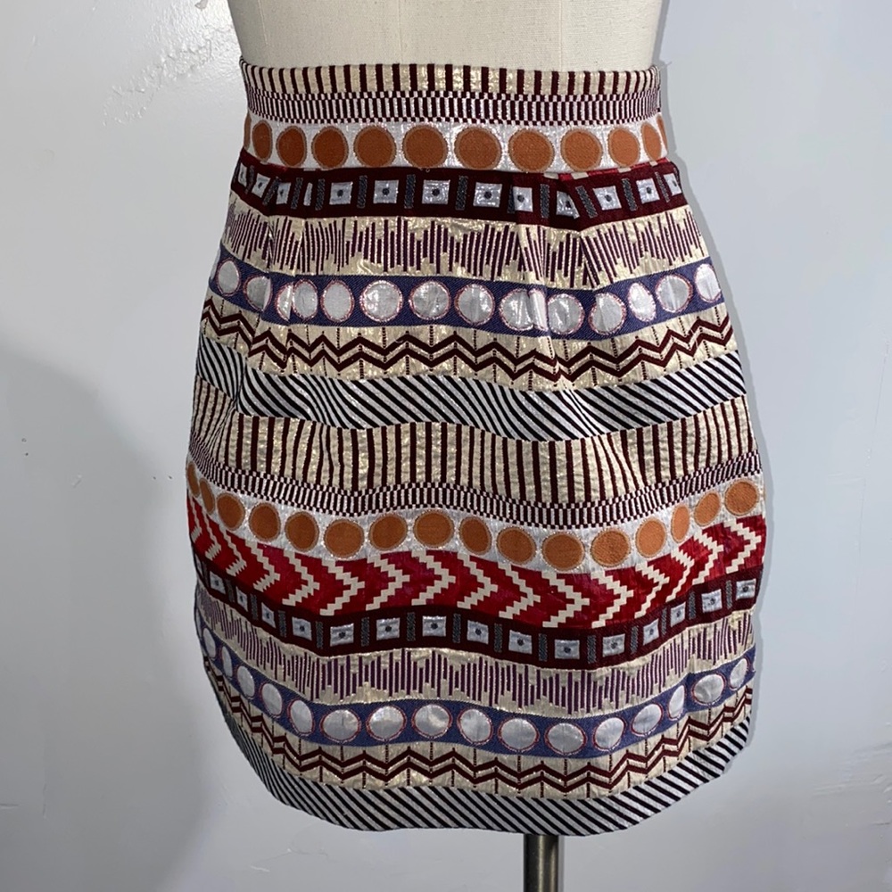 Nomad Morgan Carper size 2 brocade mini skirt
